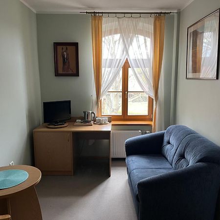 Pensjonat Mysliwski Cedynia Extérieur photo